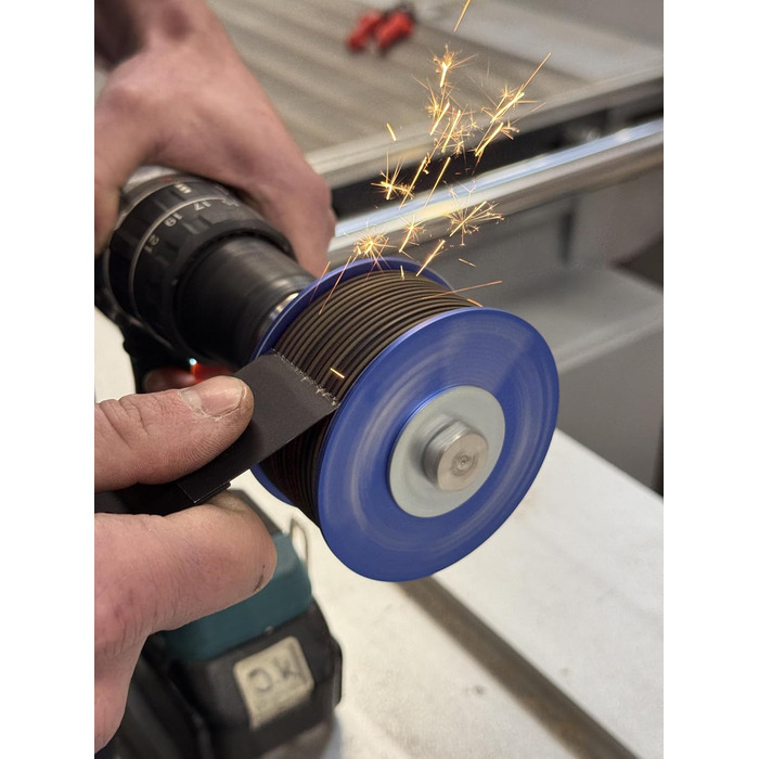 Заточувач лез SharpTool 1.0, універсальний мультитул для ножів та інструментів