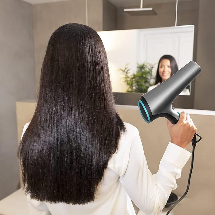 Фен Cecotec Bamba IoniCare Harmony, 2600W, регулювання температури та швидкості, технологія HairCare, іони, 1.8м, 2 насадки, холодний струмінь (чорний)