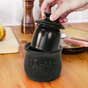Ceramic butter dish, 156 ml, with water and butter dispenser, holder for spreadable butter, French butter crock with lid, butter container for kitchen countertop, black kitchen decoration