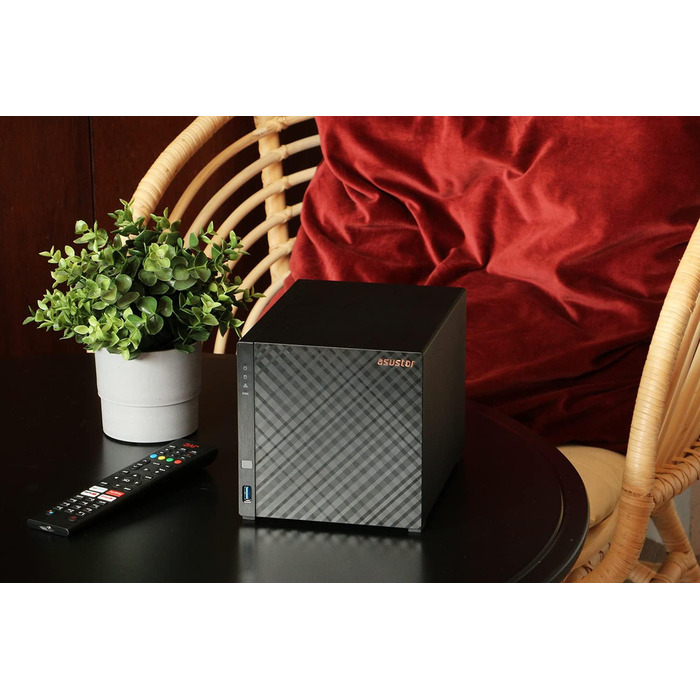 Asustor Drivestor 2 Lite AS1102TL - мережевий NAS сховище з 4 відсіками, 1 ГБ RAM, 1GbE порт, Quad Core процесор 1.7GHz (без дисків)