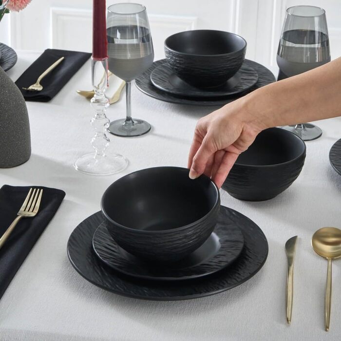 Набір посуду Karaca Solem 18 предметів, чорний, з тисненням, для 6 осіб