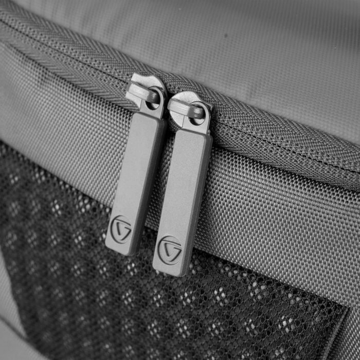 Vanguard Veo Adaptor 24M BK: Сумка на плече для фототехніки, Сірий