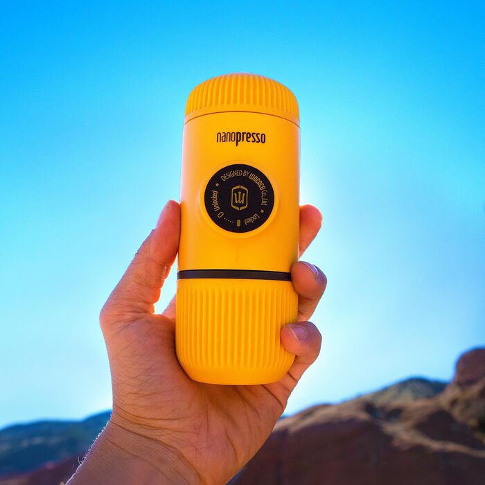 WACACO Nanopresso: портативна кавомашина для еспресо, 18 Bar, ручне керування, для подорожей та кемпінгу, жовта