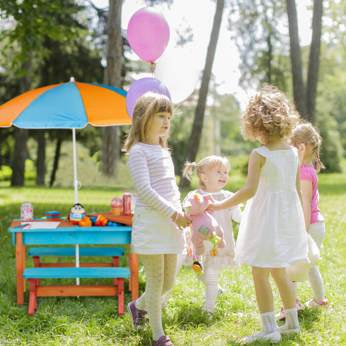 Relaxdays Children's Garden Seating Set with Parasol