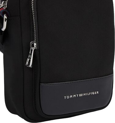 Чоловіча сумка-месенджер Tommy Hilfiger Th Business Mini Reporter AM0AM13190