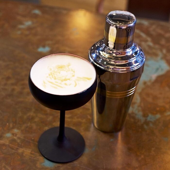 Набір келихів для шампанського Stölzle Lausitz Elements, 6 шт, 230 мл, чорний/бронзовий – елегантні келихи з кришталевого скла без свинцю, придатні для миття в посудомийній машині та стійкі до ударів