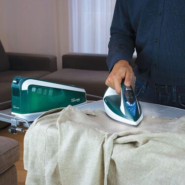 Polti Vaporella Express VE30.20, high-performance steam ironing station with up to 8 bar pump, ECO function, with One Temperature Technology and digital setting, White/Green Bianco E Verde