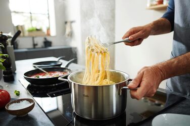 Вінчик кухонний Fissler Essential Edelstahl 21 см, нержавіюча сталь, з петлею для підвішування, для миття в посудомийній машині