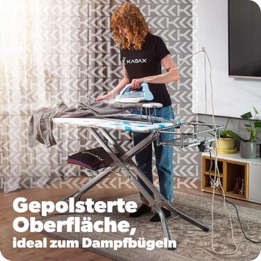 Прасувальна дошка KADAX з підставкою для рукавів 130x41 см, поверхня для прасування 53x13 см, з відсіком для праски та розеткою, складана прасувальна станція з парогенератором, Made in EU (Блакитна)