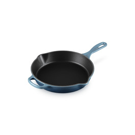 Чавунна сковорода Le Creuset Signature Chambray 26 см, 2 л для всіх плит та духовки