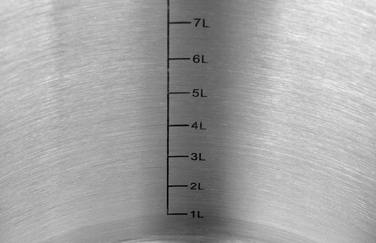 Висока каструля з кришкою 12л 25x25 YATO YG-00012