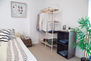 Iris Ohyama Clothes Rack with Wooden Shelves, 4 Levels, White, Modern Design, Robust Frame, Non-Slip, For Bedroom, Studio, Closet, Clothes & Shoes, Laundry Rack, Easy Assembly