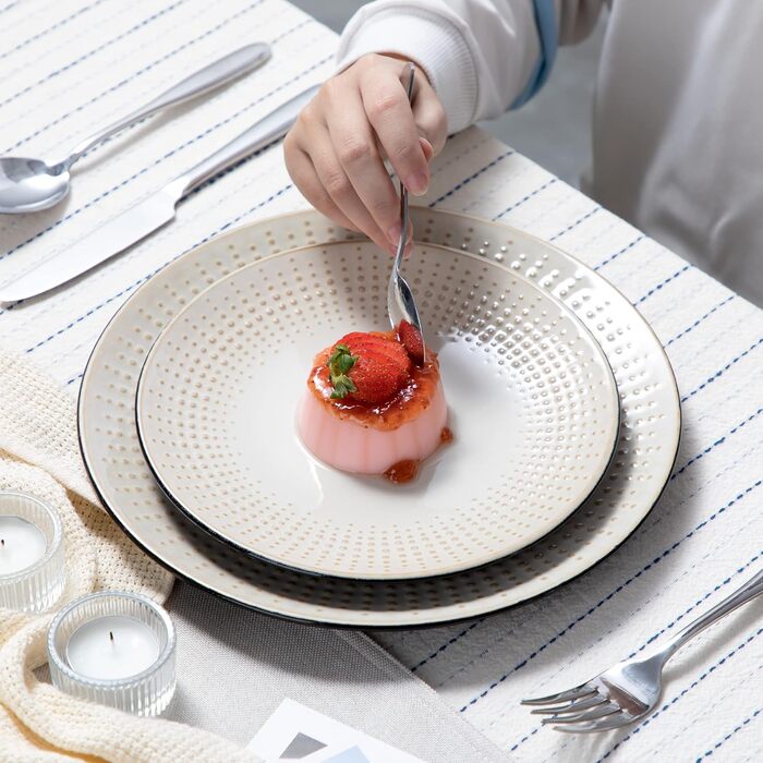 Тарілки та чашки GUTO Vancasso - 48-кількісний сервіз для 12 осіб (тарілки, десертні тарілки, миски, чашки)