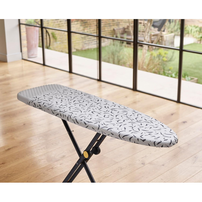 Гладильна дошка Joseph Joseph Glide 135 x 45 см з регулюванням висоти та стійкою до нагрівання платформою для прасування, зручне зберігання, 4-шаровий бавовняний чохол (Plus, Ecru, 130 см)