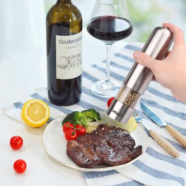 Електричні мельниці для солі та перцю (2 шт.) з LED-підсвіткою, керамічні жорна, регулювання помелу, нержавіюча сталь