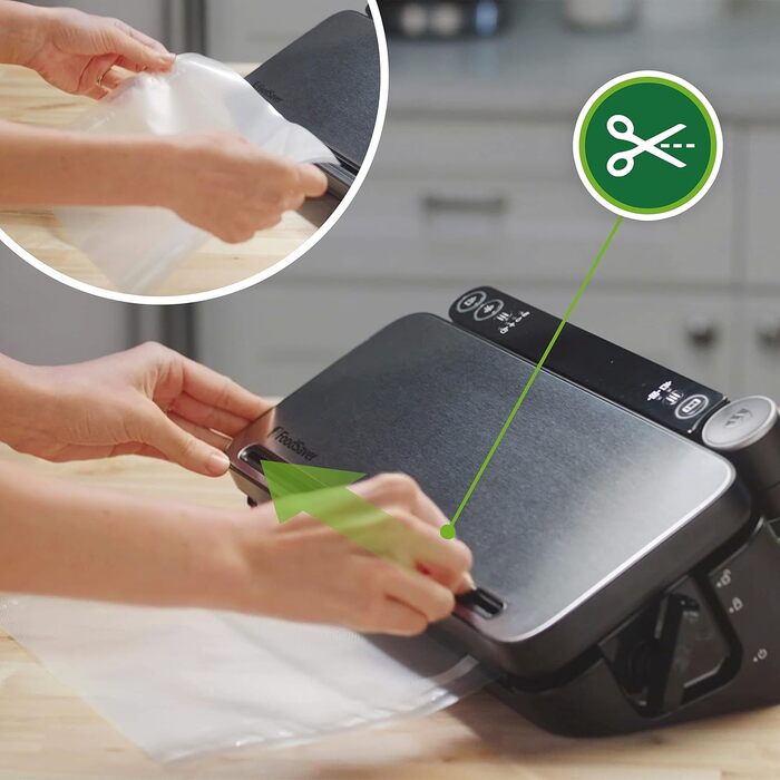 Система вакуумного пакування продуктів FoodSaver VS3190X | Набір для вакуумування з ручним пристроєм, роликом, пакетами