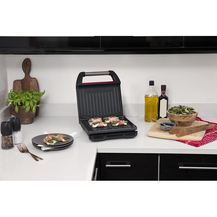 George Foreman Compact Steel Grill & Panini Press - 24x17cm - 3 Portions - Reduces Up to 42% Fat